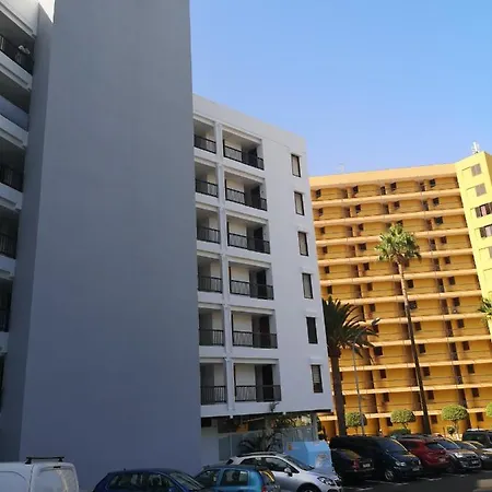 With Pool Americas By Vapago Tenerife *