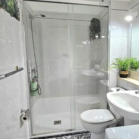 With Pool Americas By Vapago Tenerife